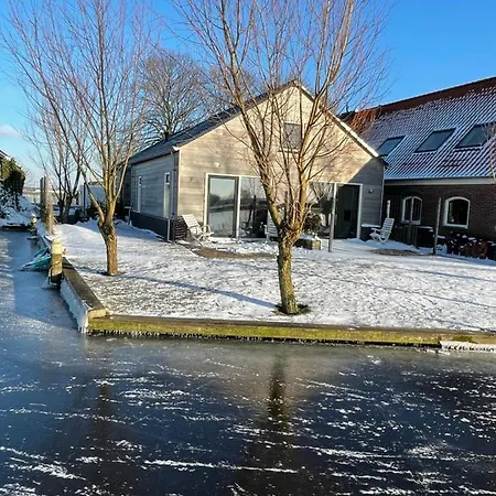 Mooi Prachtig Gelegen Aan Het Water Vakantiehuis