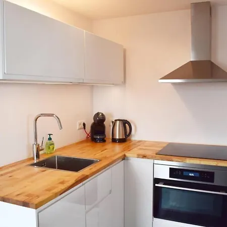 Mooi Prachtig Gelegen Aan Het Water Dom wakacyjny *