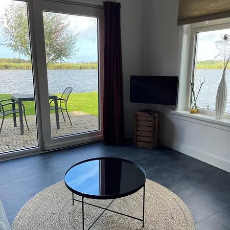 Mooi Prachtig Gelegen Aan Het Water Dom wakacyjny Rijpwetering