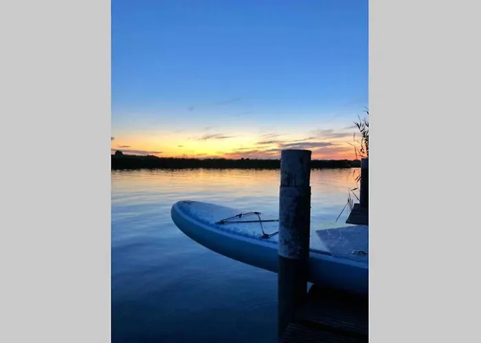 Vakantiehuis Mooi Prachtig Gelegen Aan Het Water *