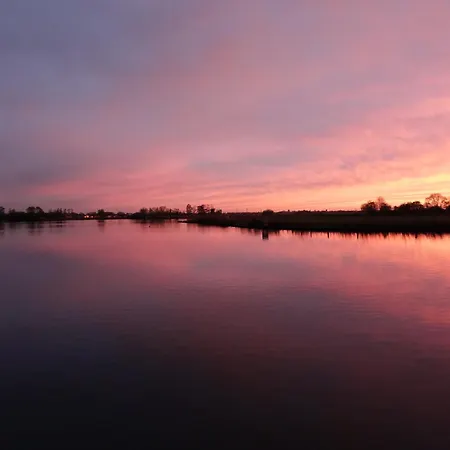 Mooi Prachtig Gelegen Aan Het Water Rijpwetering