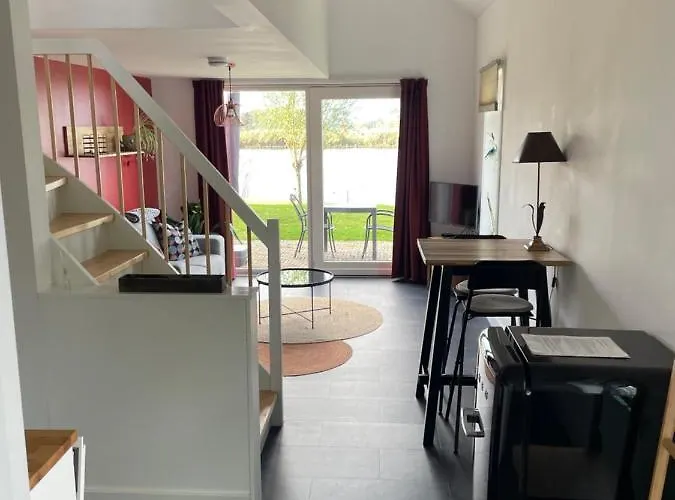 Mooi Prachtig Gelegen Aan Het Water * Rijpwetering