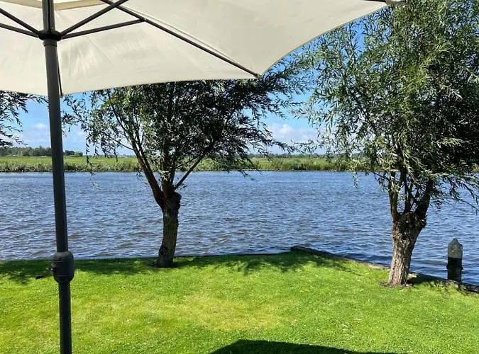 펜션 Mooi Prachtig Gelegen Aan Het Water