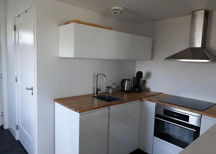 Mooi Prachtig Gelegen Aan Het Water 펜션 *